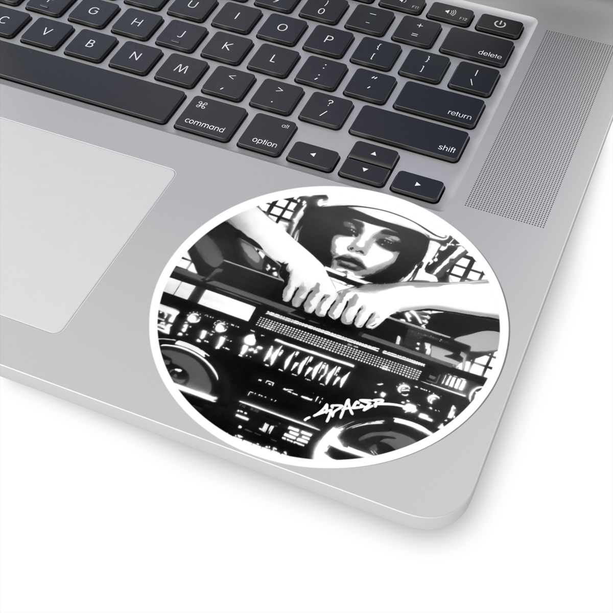 BEAT BOX GIRL - Image 4